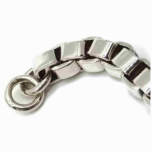 Authentic Tiffany & Co. Sterling Silver Venetian Link Bracelet 7" - Picture 4 of 7